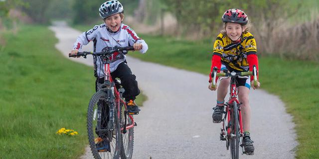 Ashbourne Cycle Hire 2 kids 1220 x 620 1901966702