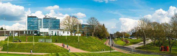 Derby Uni 1730309145