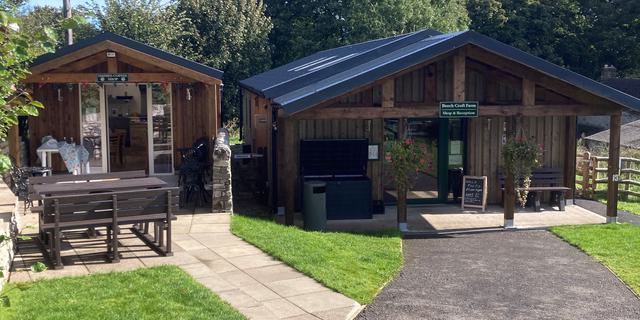 Reception & Daisies Coffee Shop