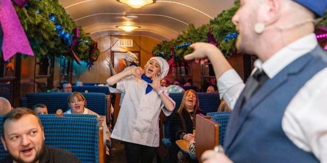 Polar express CVR 25 Girl singing