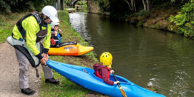 Tapton Lock VC Tapton Lock Festival 006 Canoeing Copy 2097731304
