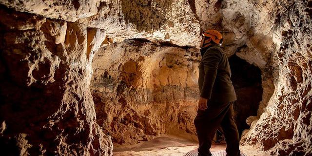 Witch Marks at Crags 670587303